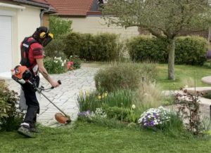 Votre jardinier entretient votre jardin