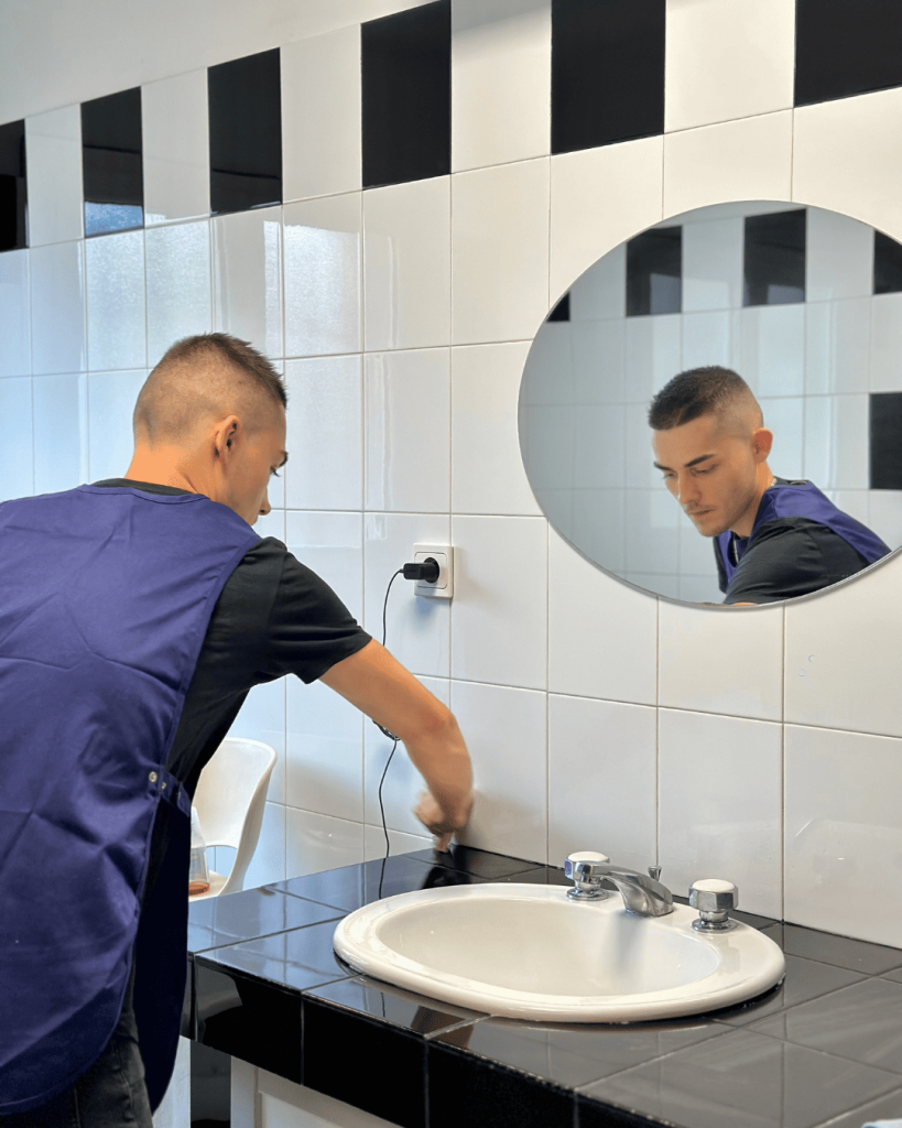 Auxiliaire de vie / Intervenant